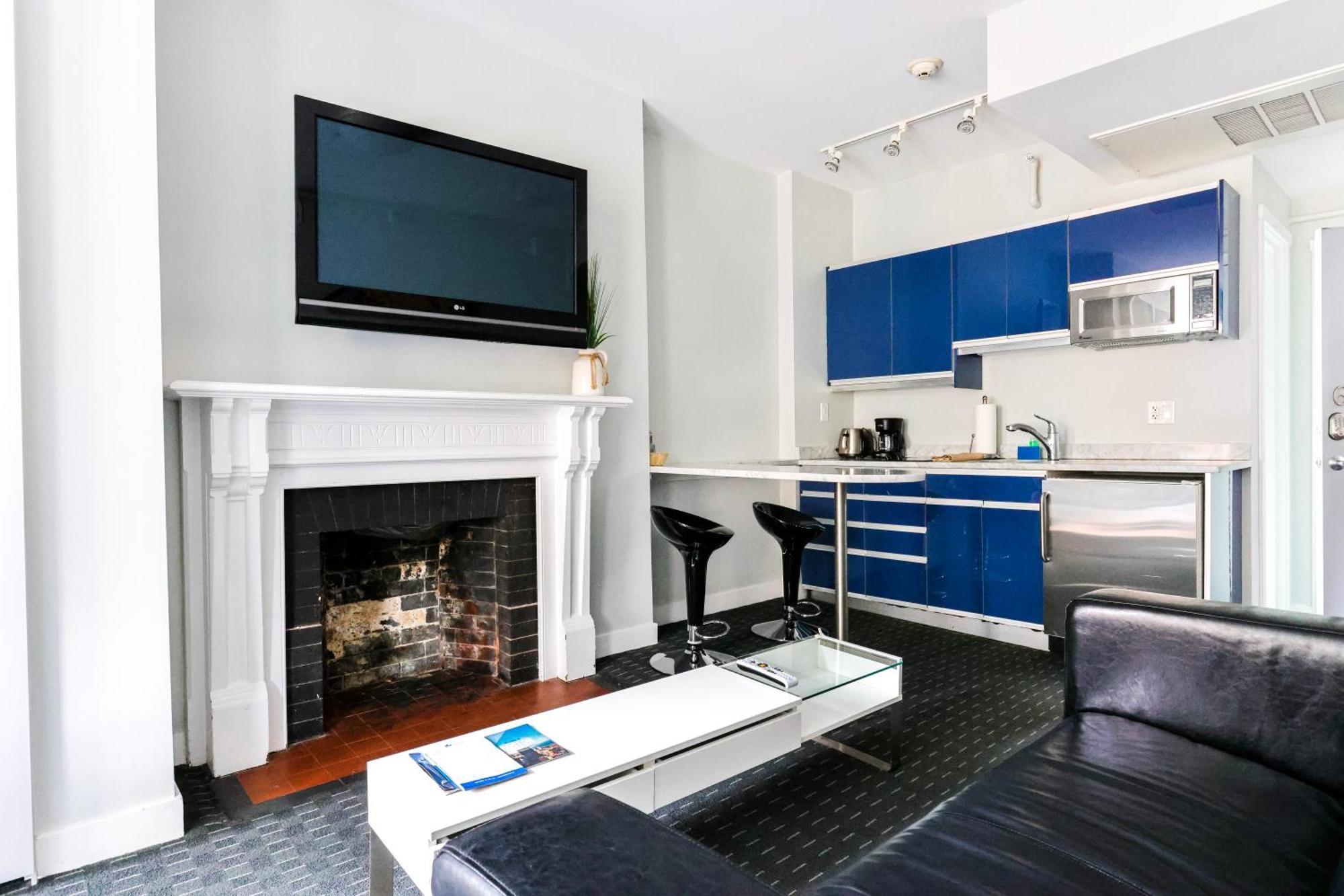 Furnished Newbury Street Studio, #6 Appartamento *